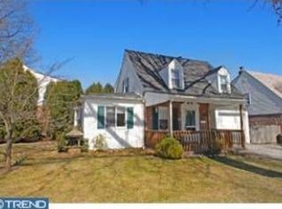 15 Holbrook Rd, Havertown, PA 19083
