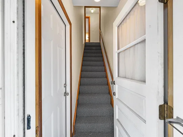 92 Gordon St, Williamsville, NY 14221