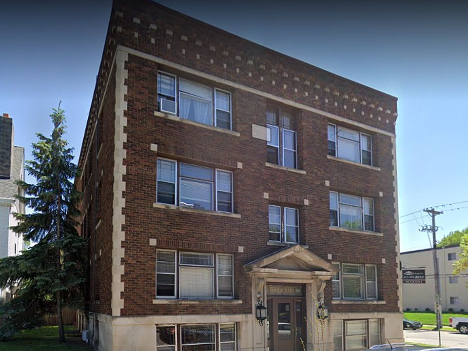 1st image of 2545 Garfield Ave APT 36