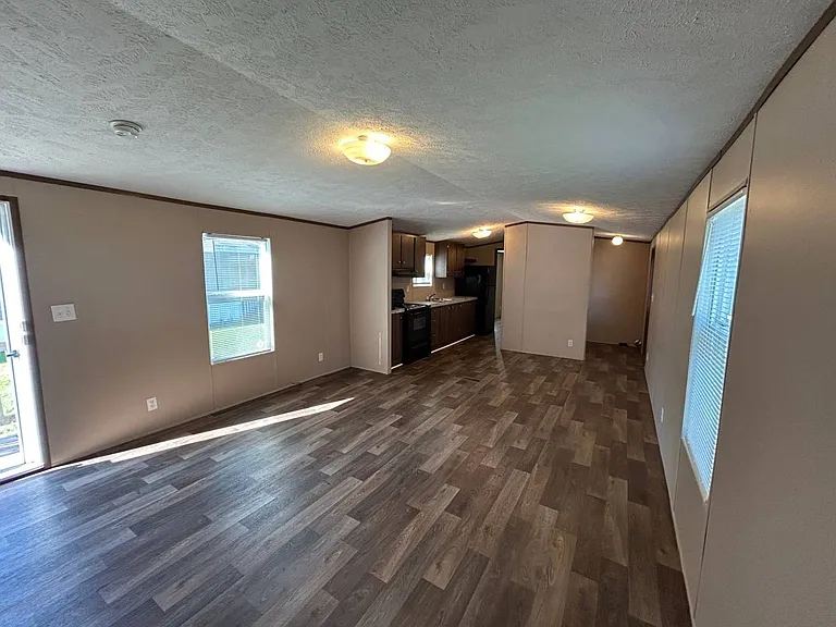 1706 Mary St — Photo 2