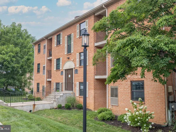 3303 Valley Dr, West Chester, PA 19382