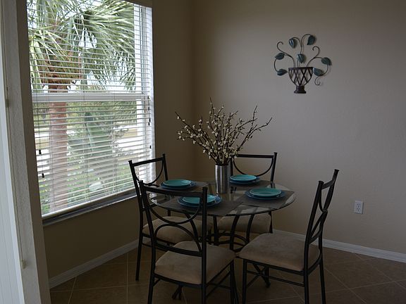 5th image of 9270 Belleza Way APT 205