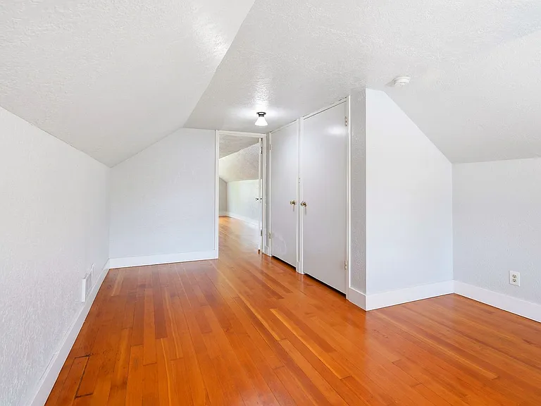 7245 N Newell Ave — Photo 17