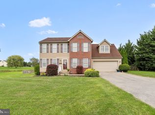 13524 Wellspring Dr, Hagerstown, MD 21740