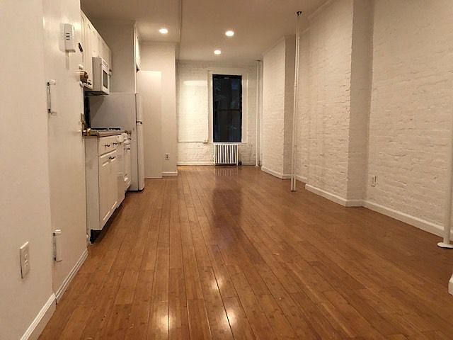 1st image of 305 E 84th St APT 4RE
