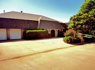8721 Old Brompton Rd, Oklahoma City, OK 73132