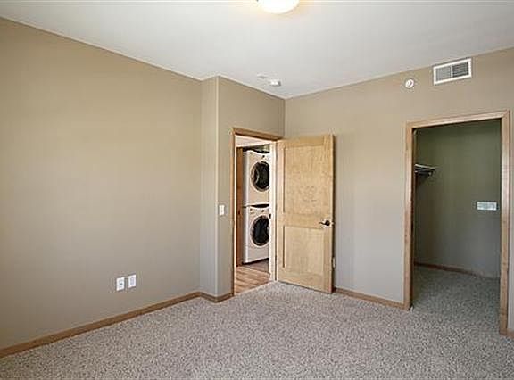 4th image of 845 Quarry Rd APT 214