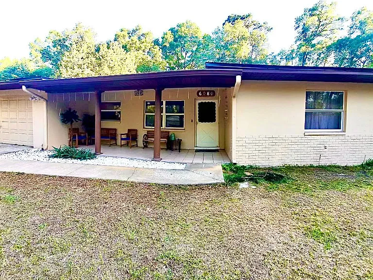 6080 E Iona Ln — Photo 1