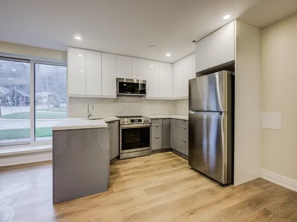 Charwal Apartments, 155 Charlton Ave E #102, Hamilton, ON L8N 1Y8