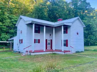 930 Fudges Creek Rd, Milton, WV 25541