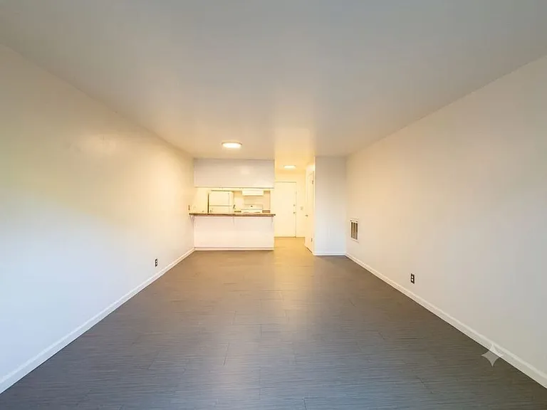 1936 Blake St #12 — Photo 5