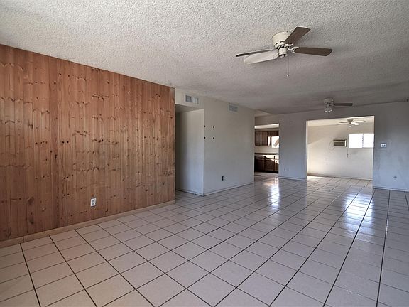 4th image of 5422 W Cambridge Ave