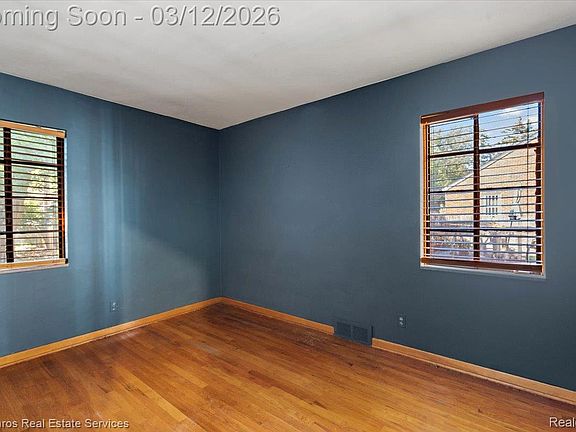 5th image of 4121 Harvard Rd