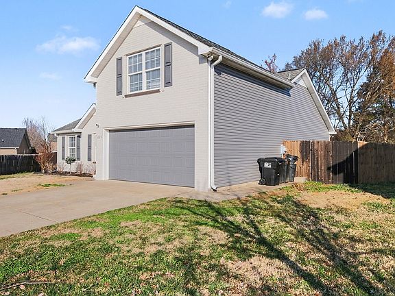 3rd image of 3229 Lexmark Cir