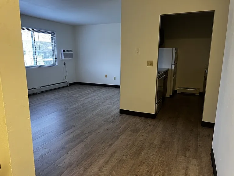 436 Sullivan St #10 — Photo 5