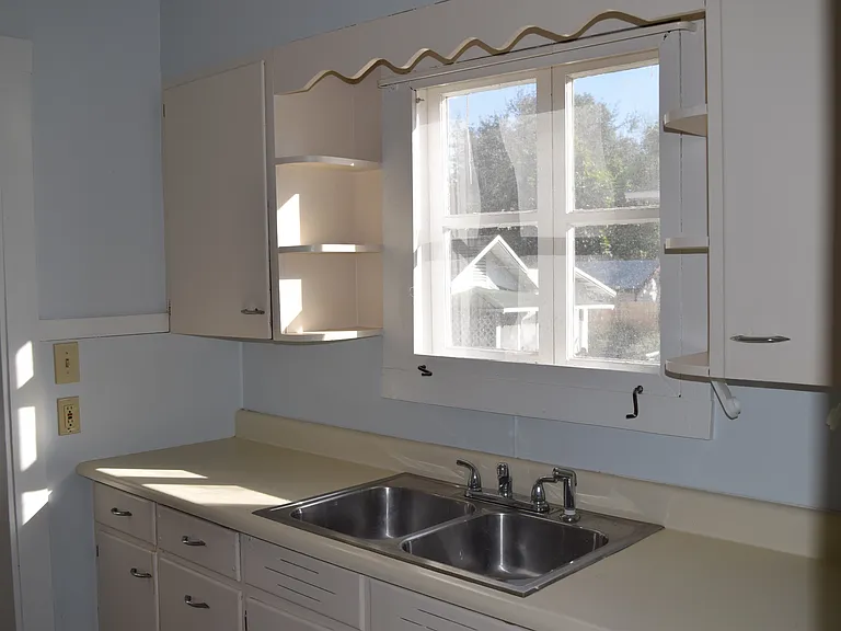 506 S McKay Ave — Photo 10