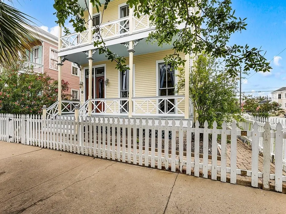 2002 Avenue K