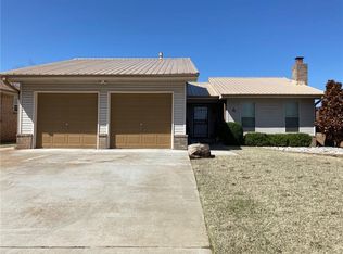 4 Tawana Dr, Shawnee, OK 74804