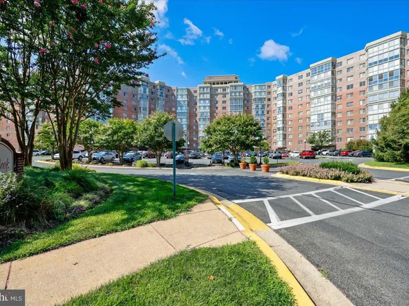 3100 N Leisure World Blvd APT 109, Silver Spring, MD 20906