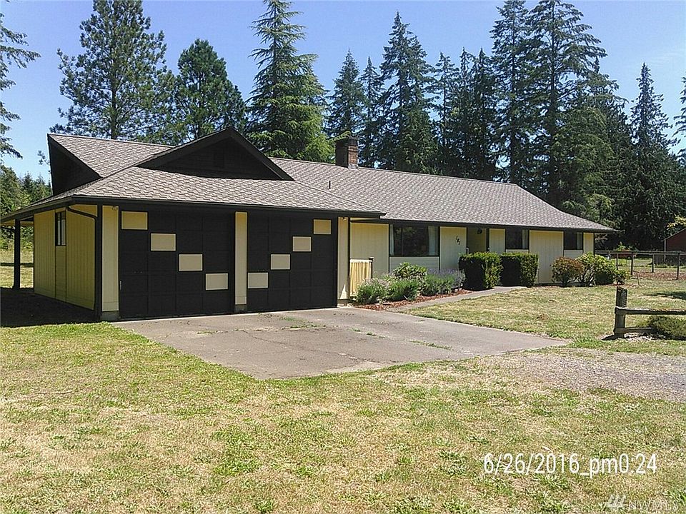 1st image of 161 SE Lynch Ln