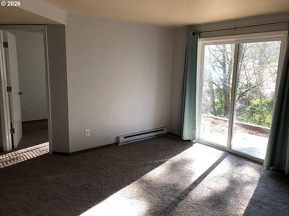 4th image of 12706 SE 110th Ct