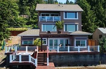 1st image of 921 E Lake Sammamish Pkwy NE