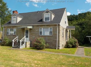 641 Robertson St, Elkview, WV 25071