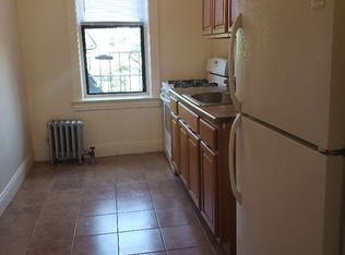 866 E 28th St APT 2B, Brooklyn, NY 11210