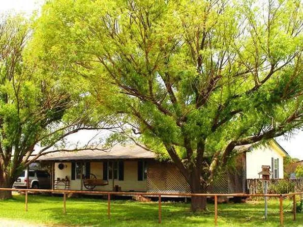 802 W Uvalde St, Alpine, TX 79830