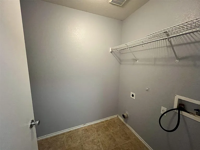 13501 Marie Ln — Photo 18