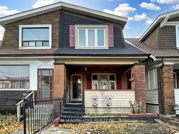 2nd image of 576 Greenwood Ave