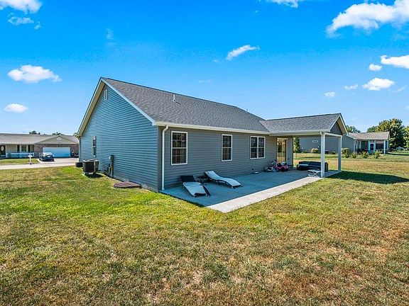 5th image of 1153 Valle Spring Trl