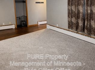 30630 Broadway St, Lindstrom, MN 55045