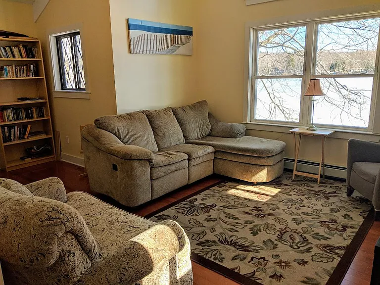43 Shore Rd — Photo 8