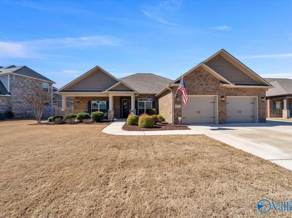 122 Park Trail Dr, Madison, AL 35756