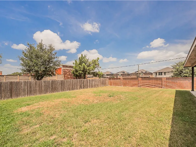 7325 Wavecrest Way — Photo 42