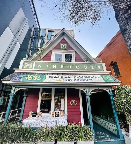 1970 Columbia St — Photo 23
