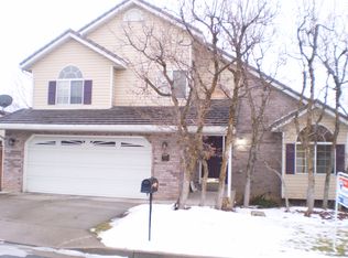 2302 E Rolling Oaks Ln, Layton, UT 84040