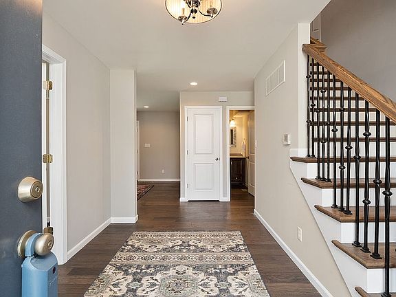 3rd image of 15463 Duxbury Way