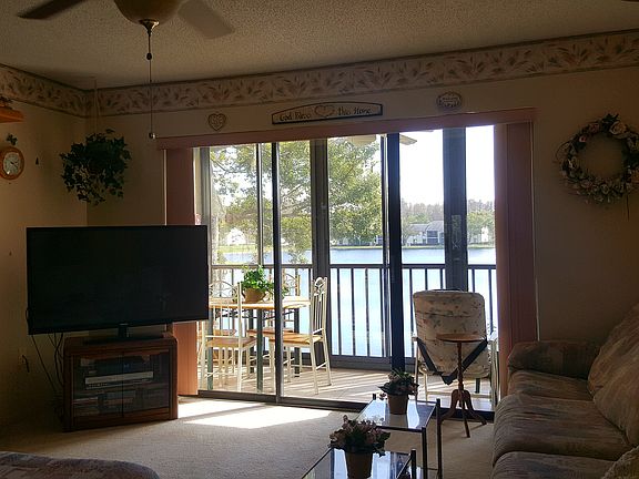 2nd image of 1423 Pine Glen Ln APT G2