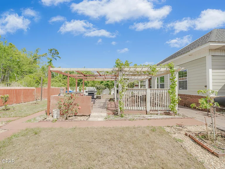 303 Wood Trl — Photo 23