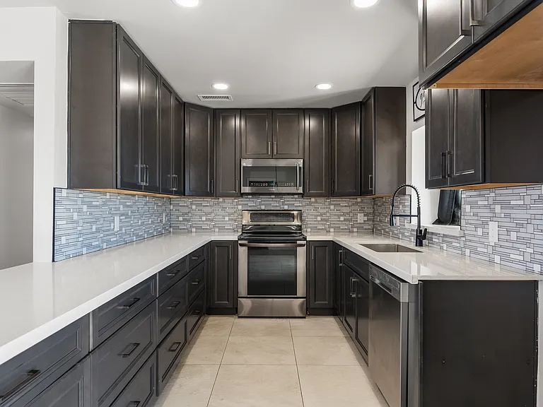 2150 Lake Havasu Plz — Photo 62