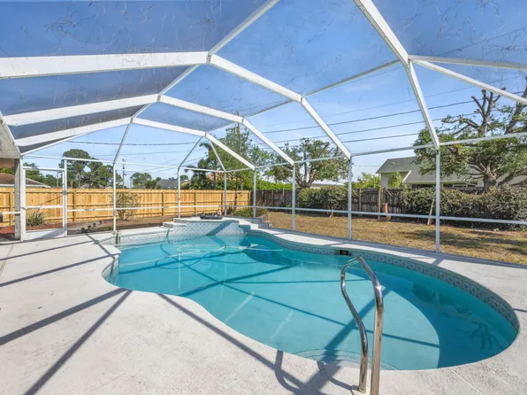 1622 SW Alvaton Avenue, Port St Lucie, FL 34953