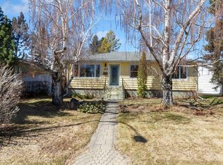 3207 E 25th St SW, Calgary, AB T3E 1Y3