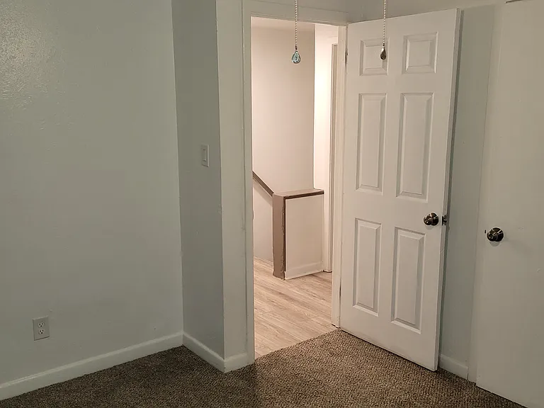 3501 Commerce St #10 — Photo 12