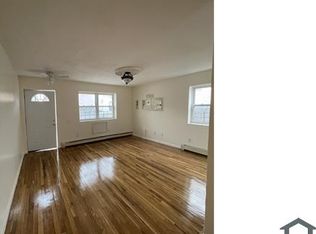 704 Beach 19th St APT 1, Far Rockaway, NY 11691