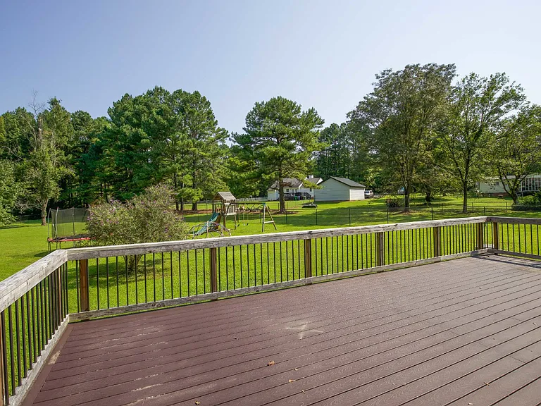 184 Olde Farm Rd — Photo 44