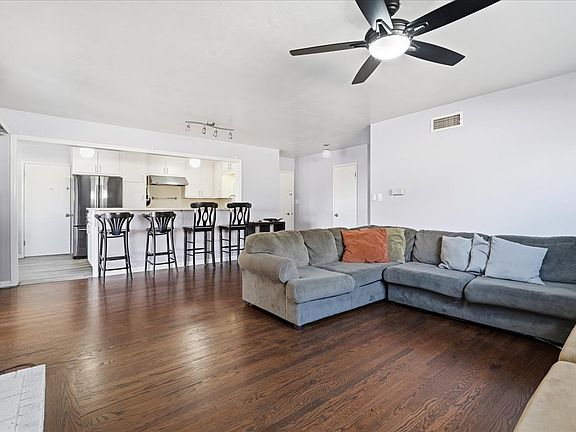 4th image of 2431 Root St #428-562-00
