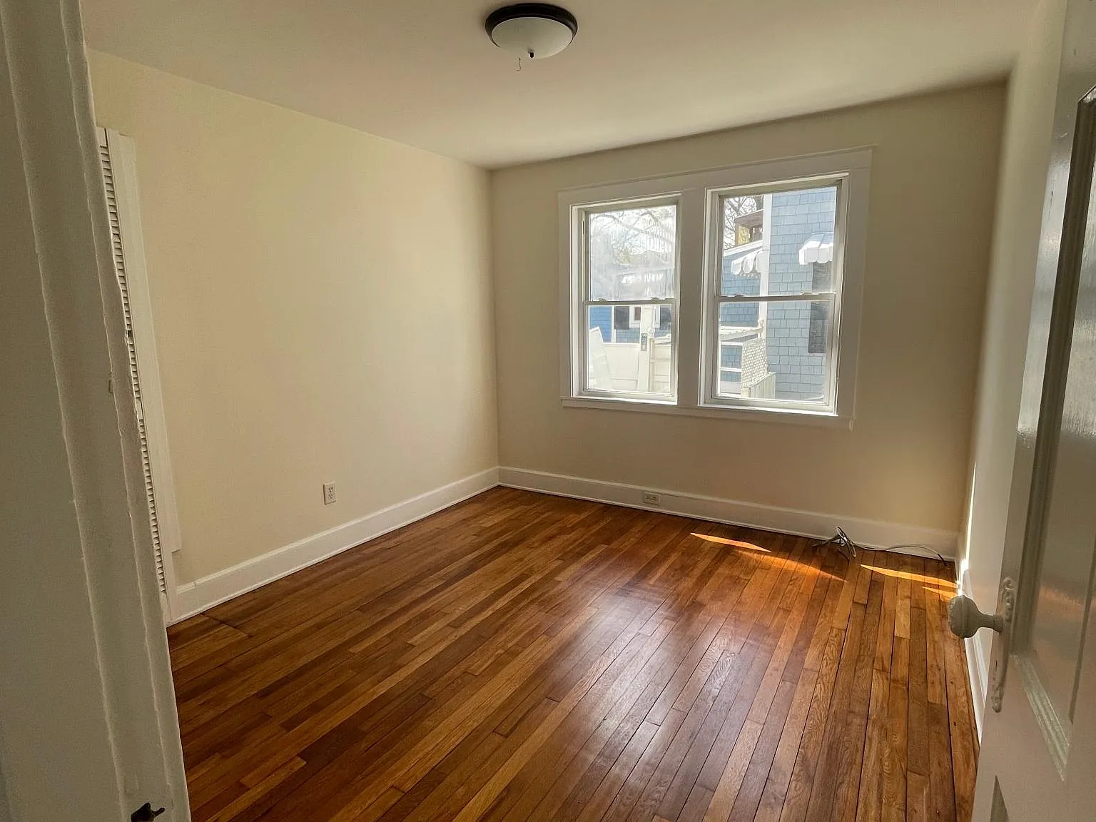 63 Lawn Ave — Photo 2