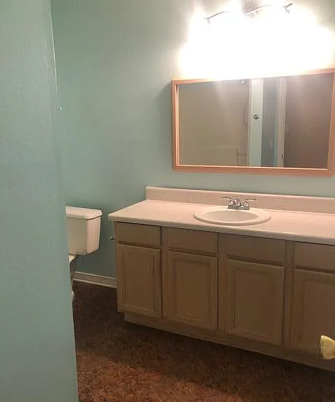 9317 E River Dr — Photo 12